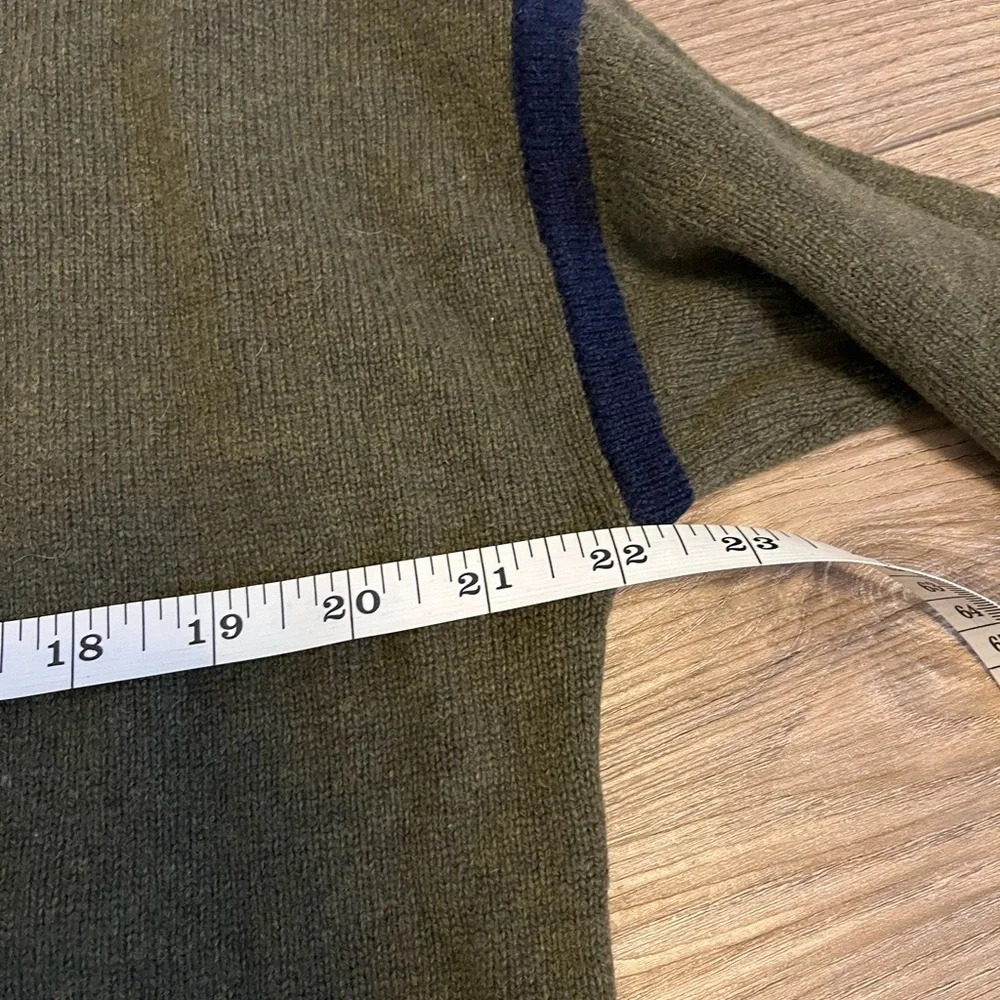 J. Crew 100% Wool Olive Crewneck Sweater‎ with Navy Contrast Trim Women’s Small
